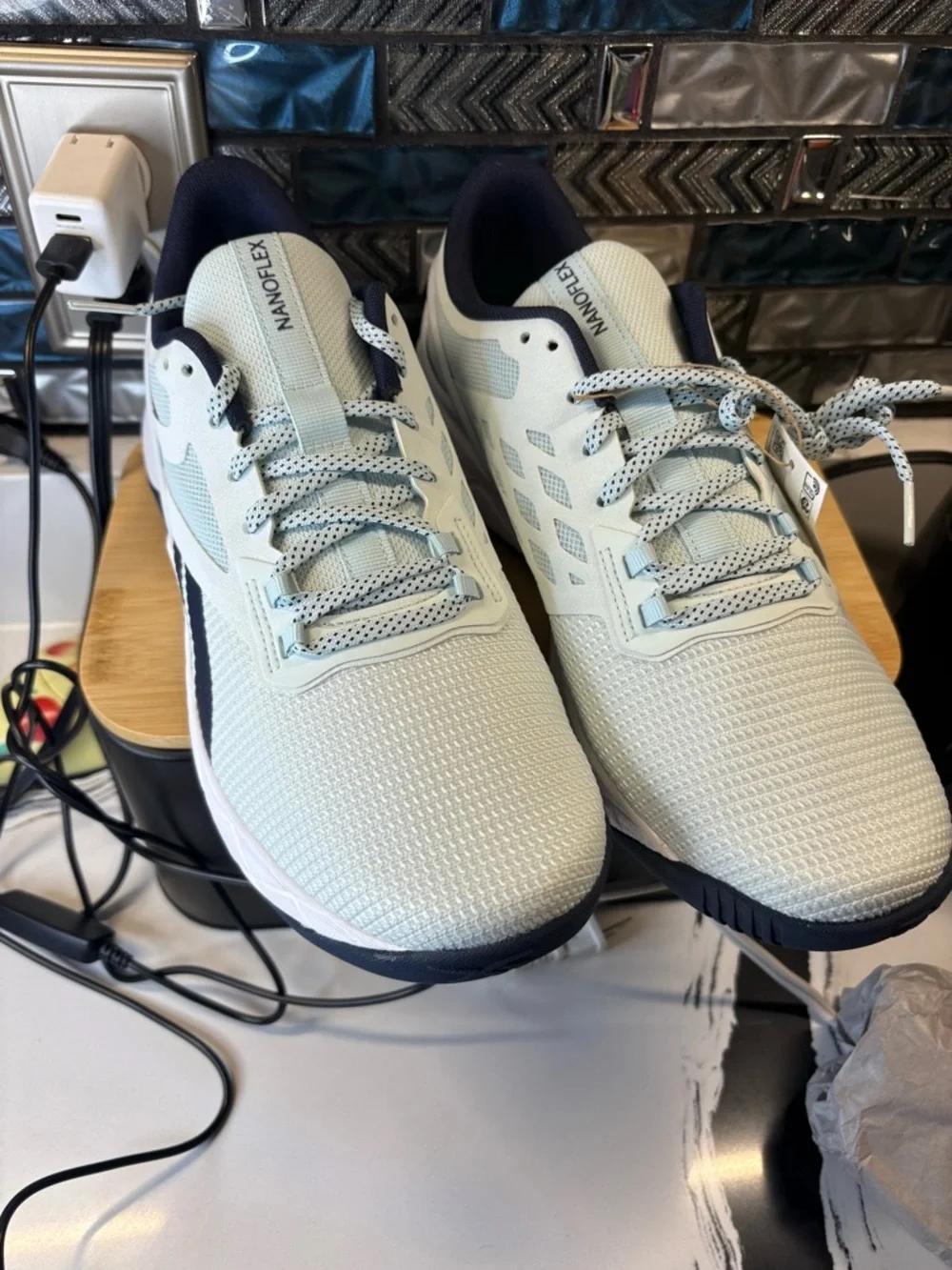 Reebok Men's Light Blue and Navy Running Sneakers